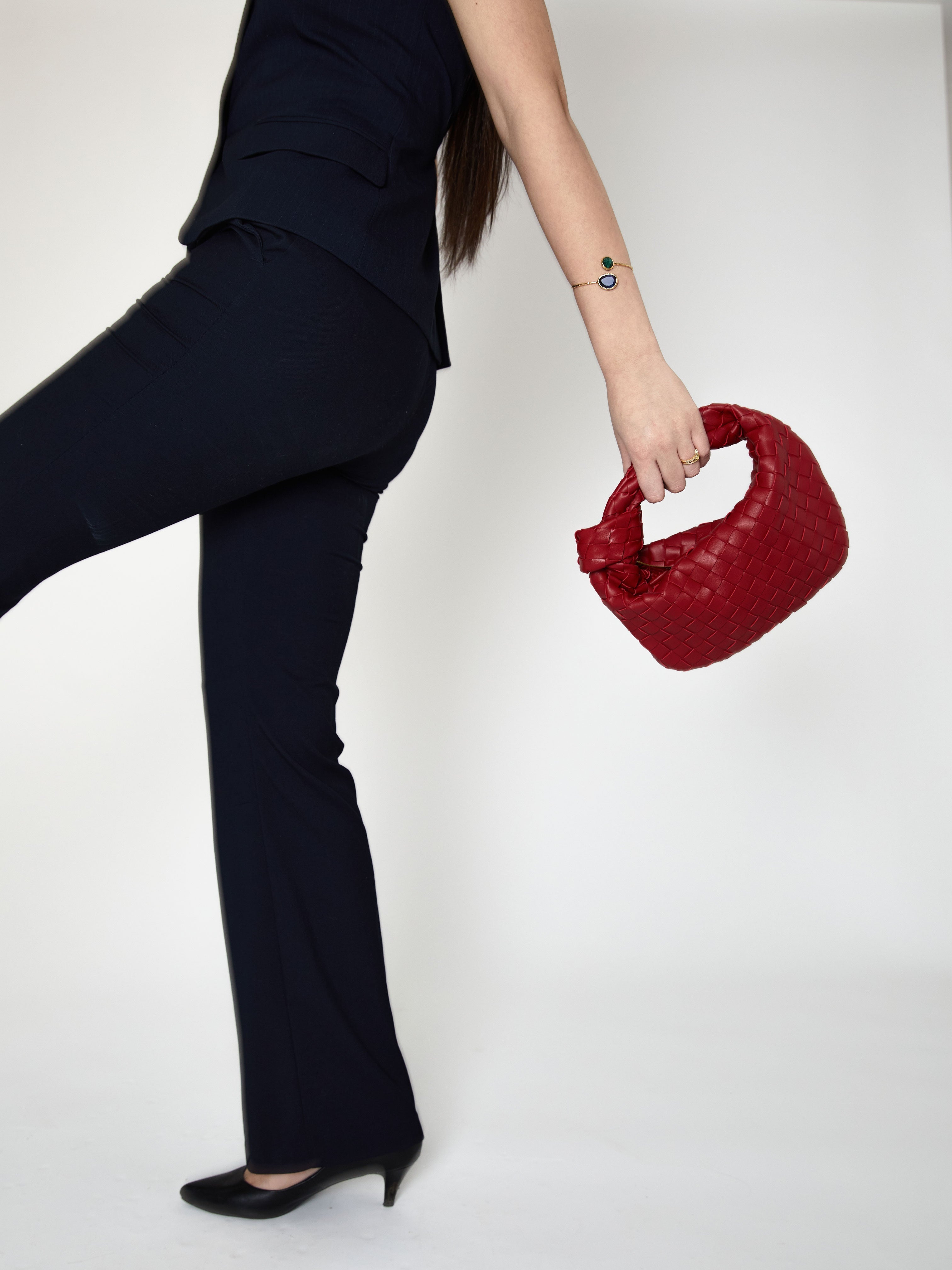 Mini-Ledertasche für den Alltag - Kirschrot